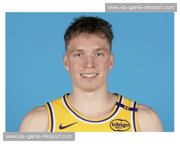 巅峰对决!热火vs湖人来球直播:南海岸硬骨头挑战紫金豪门,谁能主宰战场?